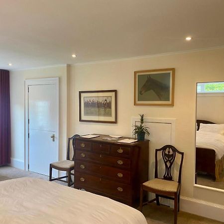 Bed and Breakfast Whitehouse Uplawmoor Экстерьер фото