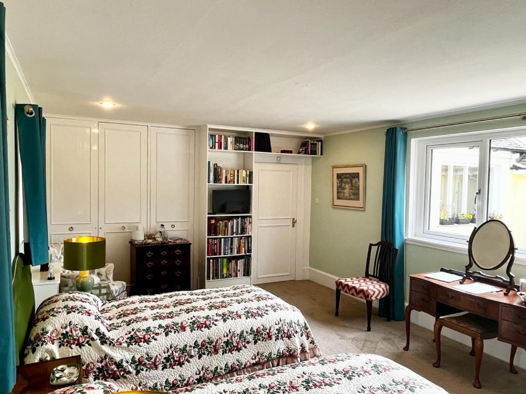 Bed and Breakfast Whitehouse Uplawmoor Экстерьер фото