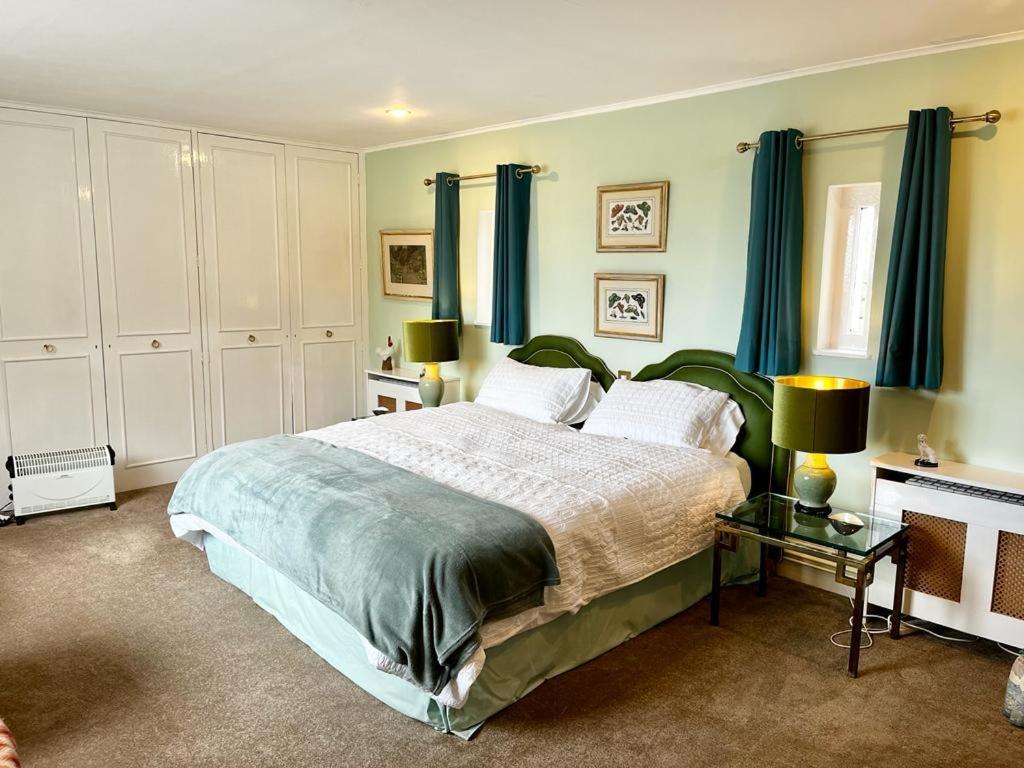 Bed and Breakfast Whitehouse Uplawmoor Экстерьер фото